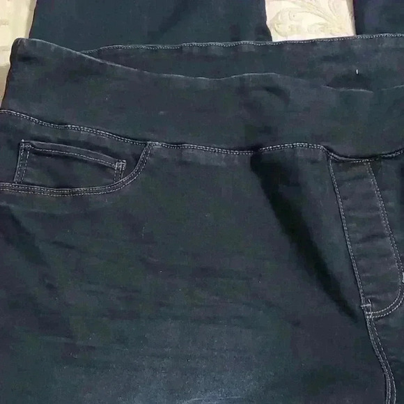 Women's Jeans Plus Size 2XL - Picture 2 of 9